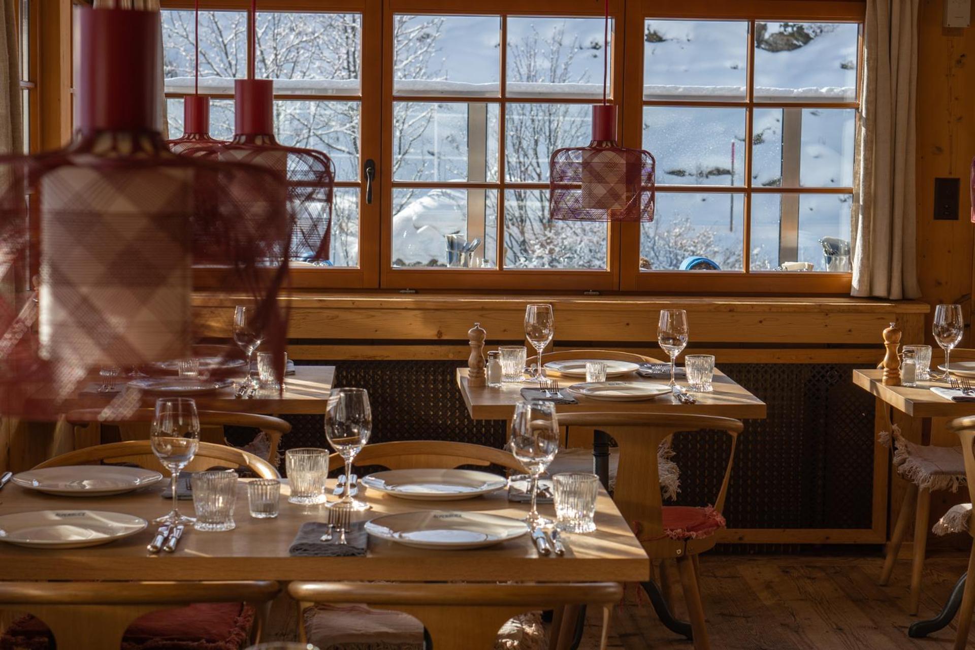 Alpenblick Bergrestaurant & Hotel アローザ エクステリア 写真